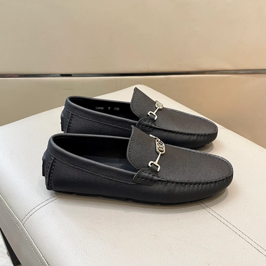 Factory price: 460💰LV men's beanie shoes 2025 official website synchronized <market top version> cowhide grain ➕ black cow lining original packaging. Size 38-45